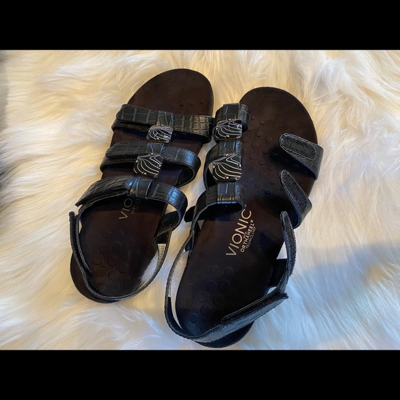 Vionic Sandals - Picture 4 of 5